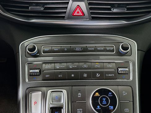 Used 2023 Hyundai Santa Fe SEL image 22