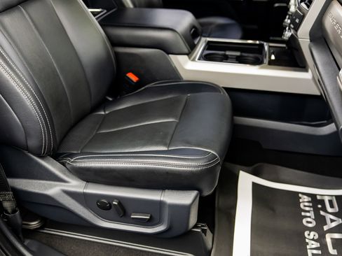 Used 2022 Ford F250 Lariat w/ Tremor Off-Road Package image 34