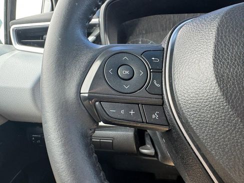 Used 2024 Toyota Corolla SE image 16