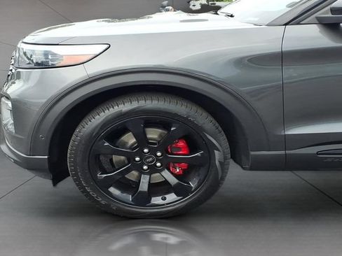 Used 2020 Ford Explorer ST w/ ST High-Performance Pack AWD/4WD image 9