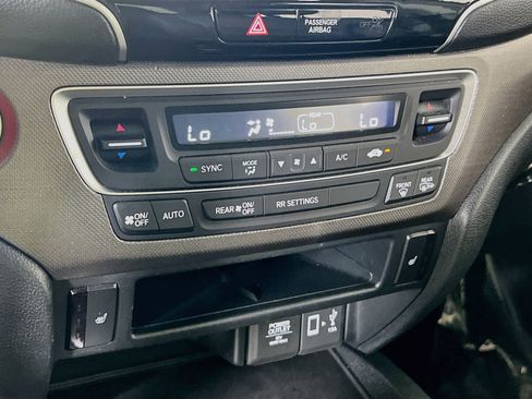 Used 2023 Honda Ridgeline RTL image 15