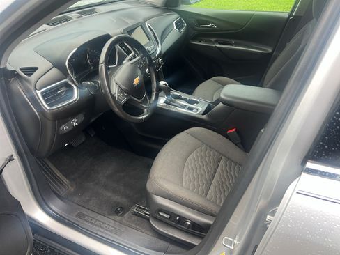 Used 2019 Chevrolet Equinox LT w/ LPO, Cargo Package FWD image 24