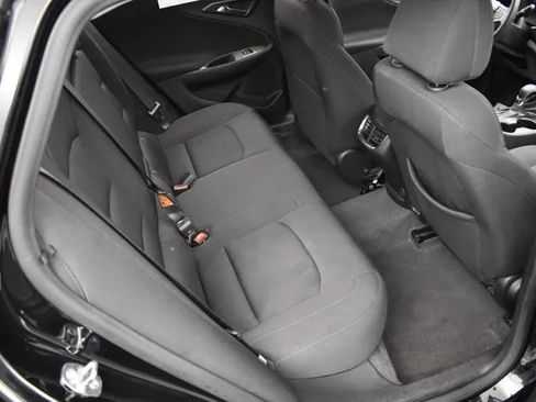 Used 2023 Chevrolet Malibu LT w/ Driver Confidence Package FWD image 17