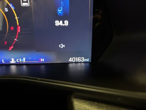 Used 2024 Chevrolet Colorado Trail Boss image 18