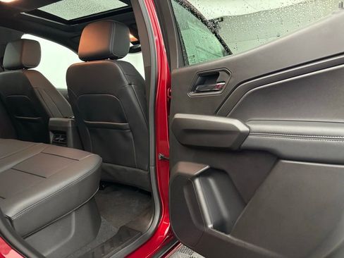 New 2026 GMC Canyon Elevation w/ Convenience Package image 32