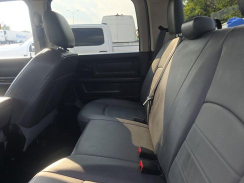 Used 2020 RAM 1500 Tradesman w/ Chrome Appearance Group AWD/4WD image 14