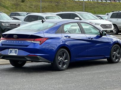 Used 2023 Hyundai Elantra SEL