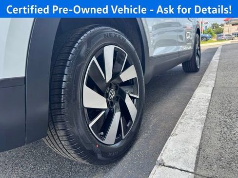 Certified 2026 Volkswagen Atlas Cross Sport SE w/ Panoramic Sunroof Package AWD/4WD image 25