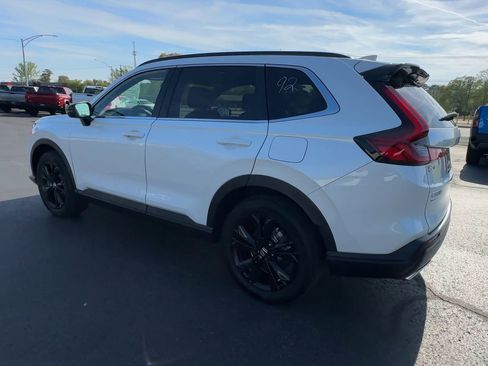 Used 2024 Honda CR-V Sport Touring image 6