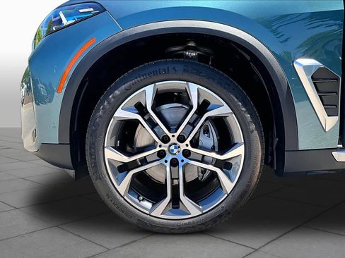New 2026 BMW X5 sDrive40i w/ Climate Comfort Package RWD image 11