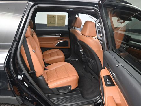 Used 2024 Kia Telluride SX Prestige X-Line image 8