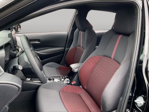 Used 2024 Toyota Corolla SE FWD image 8