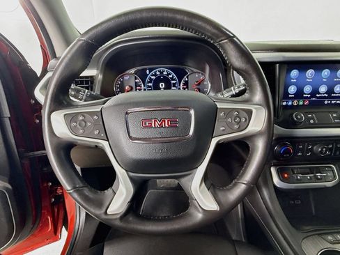 Used 2021 GMC Acadia SLT w/ Technology Package AWD/4WD image 13