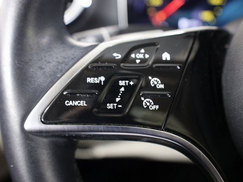 Certified 2022 Mercedes-Benz E 350 4MATIC Sedan image 23