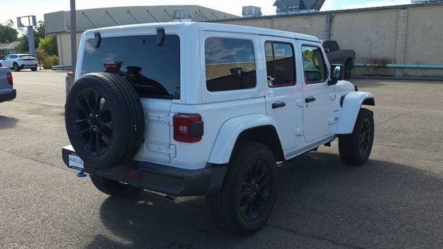 Used 2024 Jeep Wrangler Unlimited Sahara AWD/4WD image 9