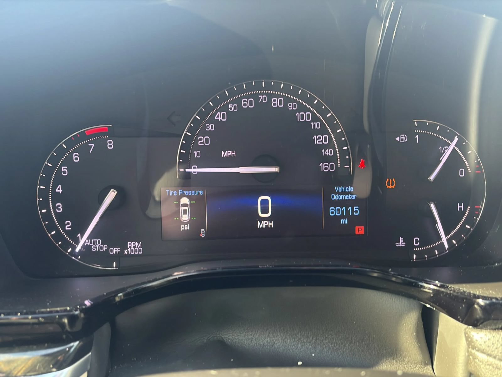 Used 2018 Cadillac XT5 FWD image 17