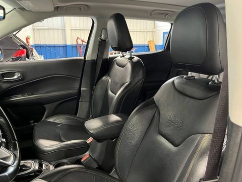 Used 2021 Jeep Compass Limited w/ Sun and Sound Group FWD image 22