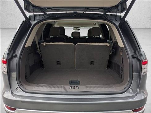 Used 2023 Lincoln Aviator AWD w/ Class IV Trailer Tow Package image 6
