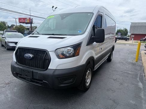 Used 2025 Ford Transit 250 148 Medium Roof w/ Load Area Protection Package RWD image 3
