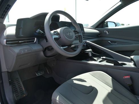 Used 2026 Hyundai Elantra Sport FWD image 21