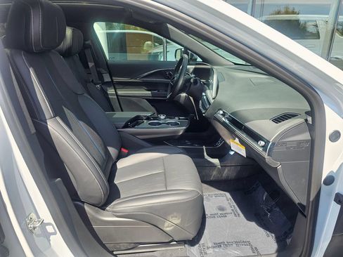 New 2026 Cadillac Lyriq Sport AWD/4WD image 11