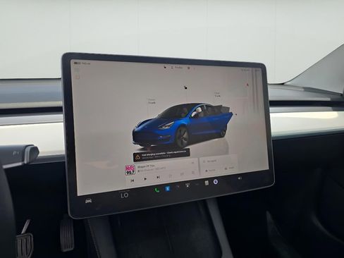 Used 2022 Tesla Model 3 Long Range image 23