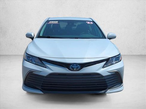 Used 2024 Toyota Camry LE AWD/4WD image 2