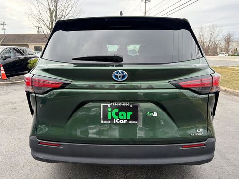 Used 2021 Toyota Sienna LE image 9