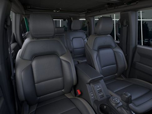New 2025 Ford Bronco Outer Banks image 10
