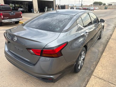 Used 2019 Nissan Altima 2.5 S FWD image 7