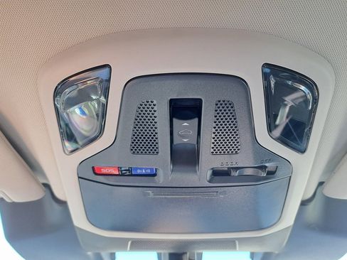 Certified 2025 Subaru Outback Premium image 21