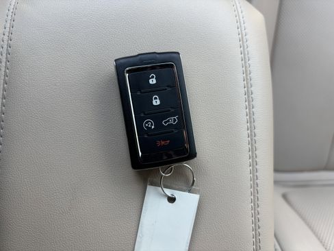 Used 2024 Jeep Grand Cherokee L Limited w/ Luxury Tech Group II image 14