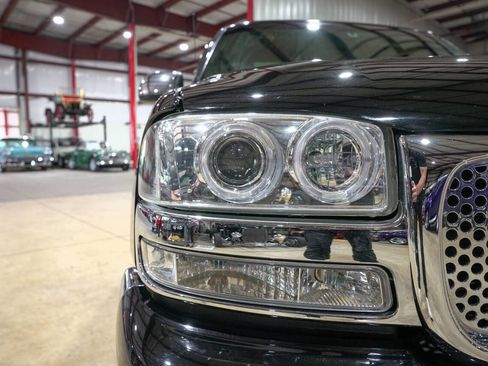 Used 2002 GMC Sierra 1500 SLE image 30