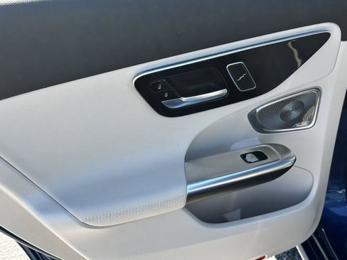 Certified 2023 Mercedes-Benz C 300 4MATIC Sedan image 24