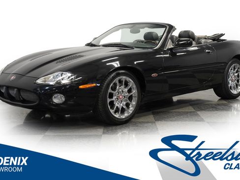 Used 2002 Jaguar XK8 Convertible image 1