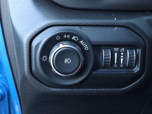 Used 2021 Jeep Wrangler Unlimited Sport S image 27