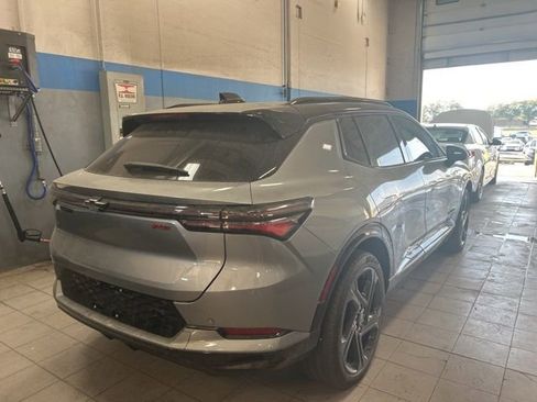 New 2026 Chevrolet Equinox EV RS image 5