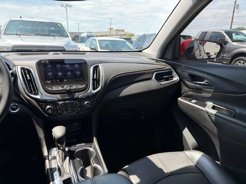 Used 2023 Chevrolet Equinox Premier AWD/4WD image 25