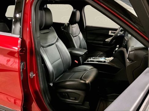 Certified 2024 Ford Explorer ST w/ Equipment Group 401A image 15