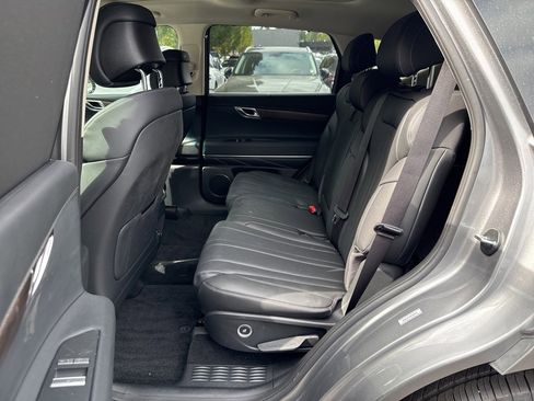 Certified 2025 Genesis GV80 2.5T Select image 10