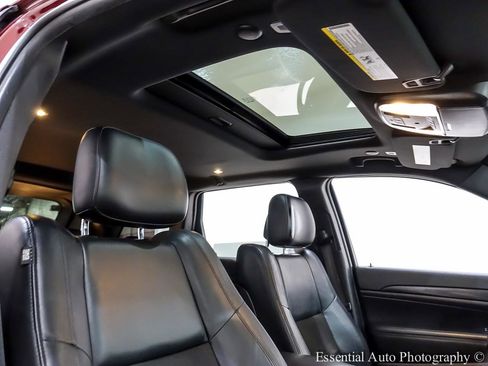 Used 2021 Jeep Grand Cherokee Laredo X image 35