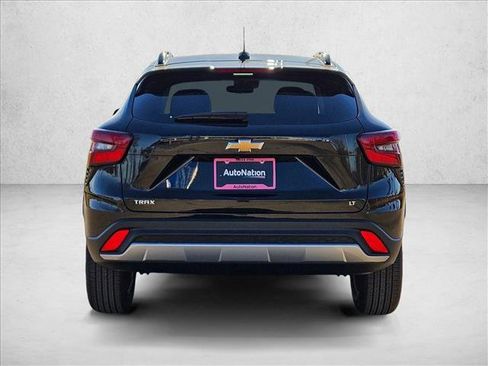 New 2026 Chevrolet Trax LT w/ LT Convenience Package image 8