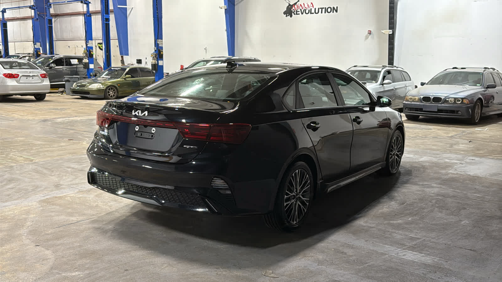 Used 2022 Kia Forte GT-Line w/ GT-Line Technology Package FWD image 4