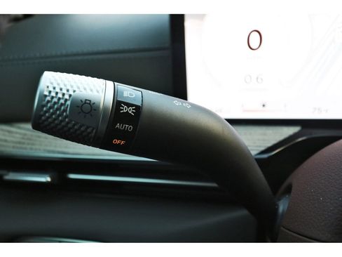 Used 2025 Genesis GV80 3.5T Prestige image 19