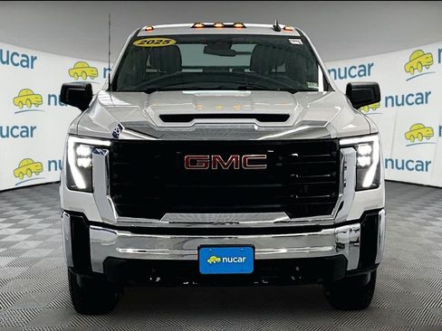 Used 2025 GMC Sierra 3500 Pro AWD/4WD image 2