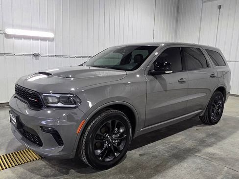 Used 2022 Dodge Durango GT image 2