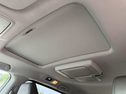 Used 2022 Honda Odyssey Touring image 14