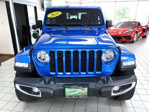 Used 2021 Jeep Gladiator Sport AWD/4WD image 5