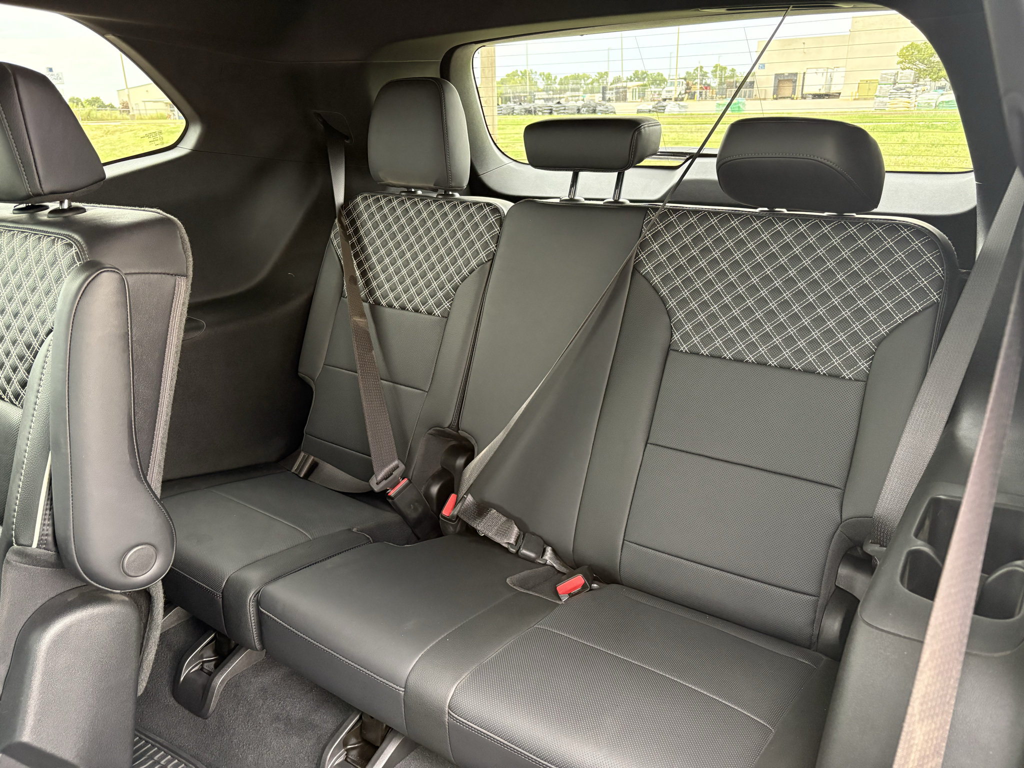 Used 2024 GMC Acadia Denali w/ LPO, Floor Liner Package AWD/4WD image 24
