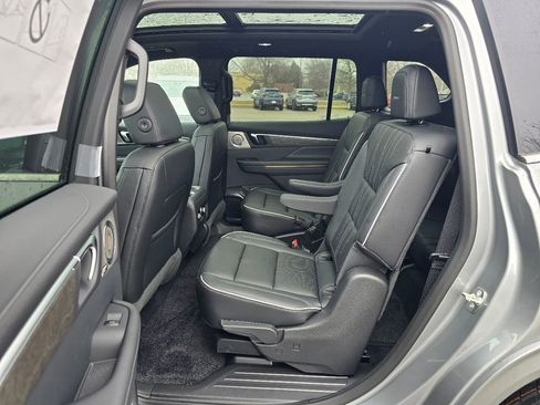 New 2026 Buick Enclave Avenir w/ Super Cruise Package image 30